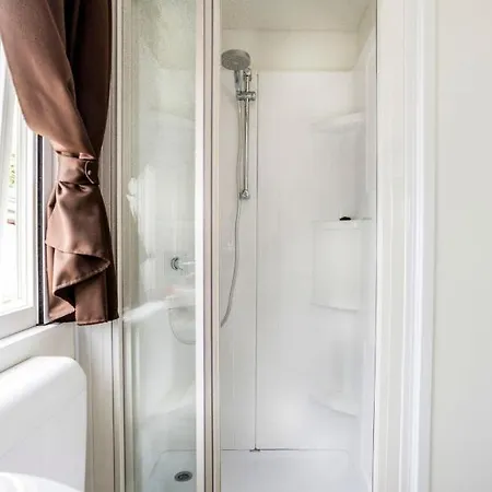 別荘 Villaggio San Francesco 5-4 By Interhome